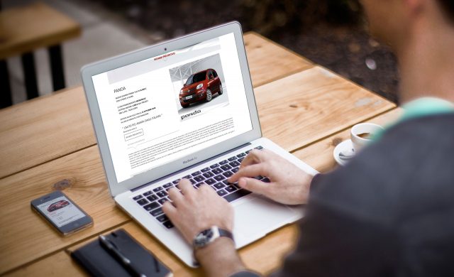 automotive-online-sempre-piu-i-clienti-connessi