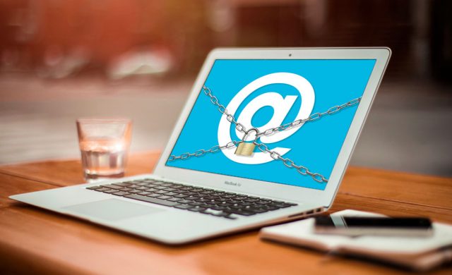 Email e legalità: modelli a confronto