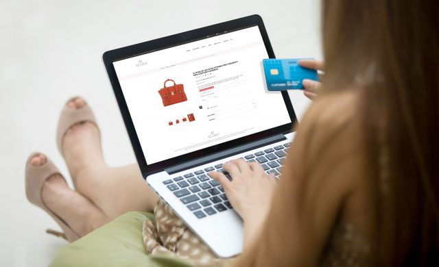 Saldi e commercio online: un legame vincente.