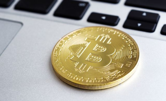 Bitcoin: moneta virtuale del futuro o possibile abbaglio?