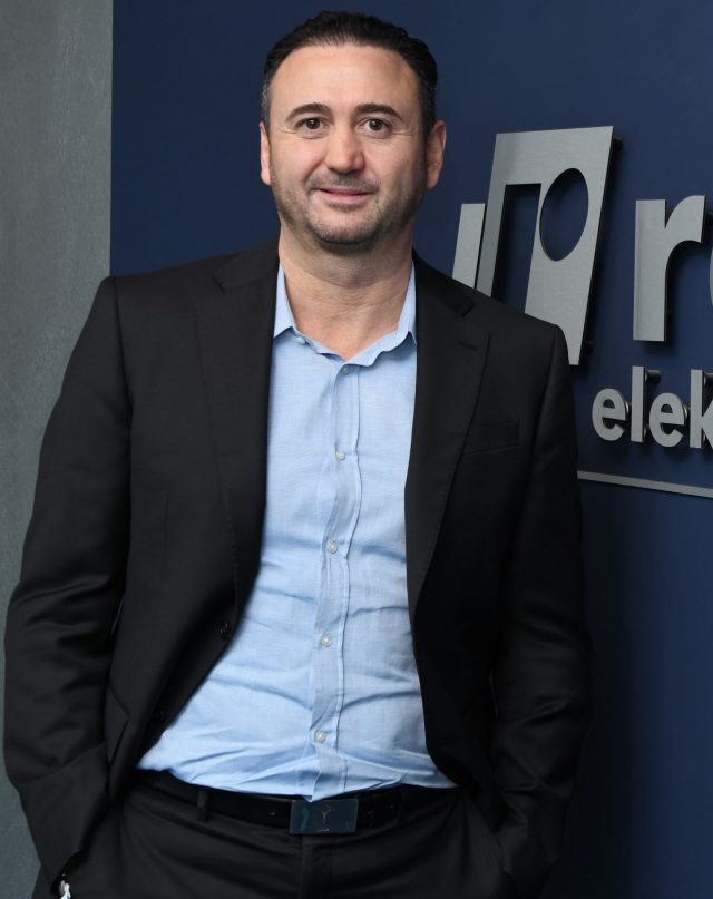 Christian Reinwald-Head of Marketing and Product Management di reichelt elektronik-per-EcommerceGuru